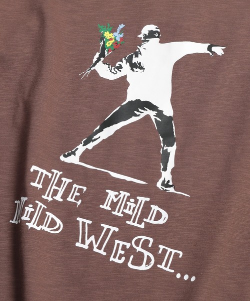 BRANDALISED(ブランダライズド)の「BRANDALISED (ブランダライズド) Tシャツ 半袖 バンクシー クルーネック カットソー Love is in the Air BR26SU04D12 ユニセックス(Tシャツ/カットソー・メンズ・ブラック/ブラウン/ホワイト・LL/L/M)」の12枚目の写真