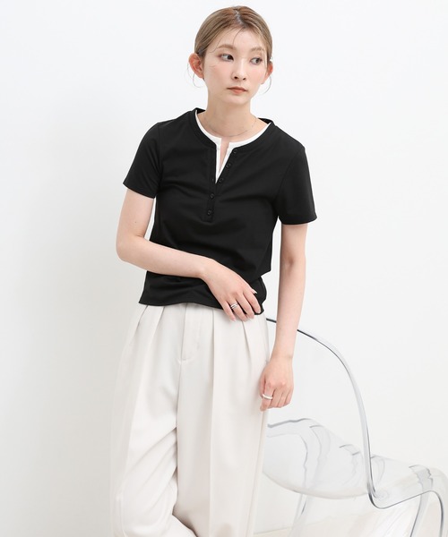 select MOCA(セレクトモカ)の「レイヤードライクヘンリーネックTシャツ(Tシャツ/カットソー・レディース・グレー/ブラウン/ブラック・FREE)」の17枚目の写真