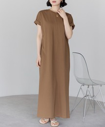 r.（アールドット）の「【接触冷感・UVカット・吸水速乾機能付き】バックオープンワンピース（ワンピース）」
