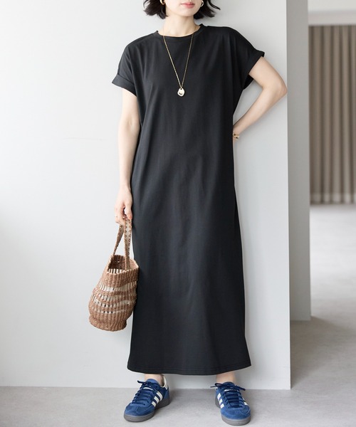 r.（アールドット）の「【接触冷感・UVカット・吸水速乾機能付き】バックオープンワンピース（ワンピース・レディース・キャメル/チャコールグレー/ブルー/ブラック・FREE）」の16枚目の写真