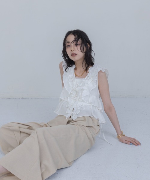 ペプラムフリルドロストベスト Eimee Law│Eimee Law & LHELBIE 公式