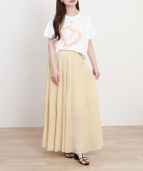 BRODIAEA(ブローディア)の「BRODIAEA ブラシ刺繍半袖Tシャツ ハートモチーフ プレミアムコットン(Tシャツ/カットソー・レディース・サックスブルー/オフホワイト/ベージュ・40)」の9枚目の写真