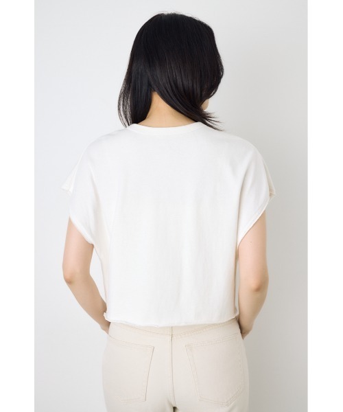 AZUL by moussy(アズールバイマウジー)の「【身長/骨格別着用画像あり】【セットアップ対応】2WAYヘンリーネックトップス 半袖 フレンチスリーブ 夏服 春服 秋服 ショート丈 クロップド丈(Tシャツ/カットソー・レディース・ライトブラック/ベージュ/オフホワイト/ブルー・SMALL/MEDIUM)」の10枚目の写真