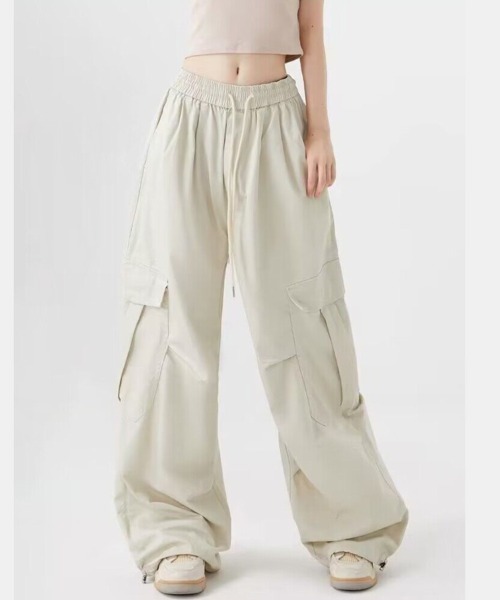 Beststore(ベストストア)の「ドロスト付き ワイドカーゴパンツ(カーゴパンツ・レディース・ブラック/アイボリー/オリーブ・L/M)」の14枚目の写真