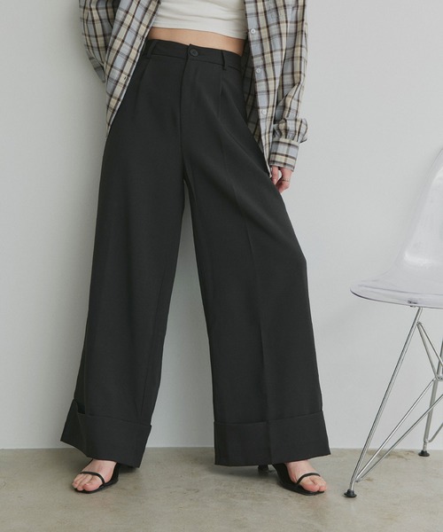 ad thie（アドティエ）の「ロールアップタック ワイドパンツ（スラックス・レディース・ブラウン/ブラック/オフホワイト・LARGE/MEDIUM）」の3枚目の写真