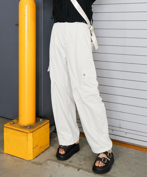 SpRay(スプレイ)の「タックカーブカーゴパンツ(カーゴパンツ・レディース・アイボリー/ピンク/ブラック/カーキ・MEDIUM/SMALL)」の21枚目の写真