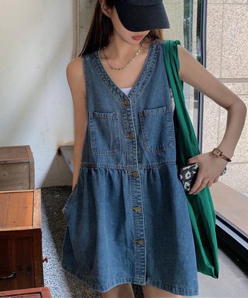 GLAMOROUS JANE(グラマラスジェーン)の「フロントボタンデニムミニワンピース(ワンピース・レディース・ブルー・M/L)」の1枚目の写真