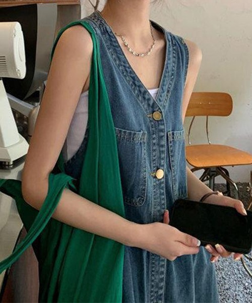 GLAMOROUS JANE(グラマラスジェーン)の「フロントボタンデニムミニワンピース(ワンピース・レディース・ブルー・M/L)」の5枚目の写真