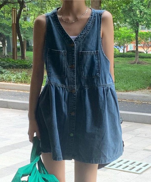 GLAMOROUS JANE(グラマラスジェーン)の「フロントボタンデニムミニワンピース(ワンピース・レディース・ブルー・M/L)」の14枚目の写真