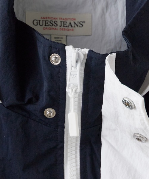GUESS JEANS（ゲスジーンズ）の「GUESS JEANS/ゲスジーンズ Colorblock Jacket ウィンドブレイカー ジャケット バイカラー 2026年 夏 夏服 秋服（ナイロンジャケット・メンズ・ホワイト・M/L/XL）」の15枚目の写真