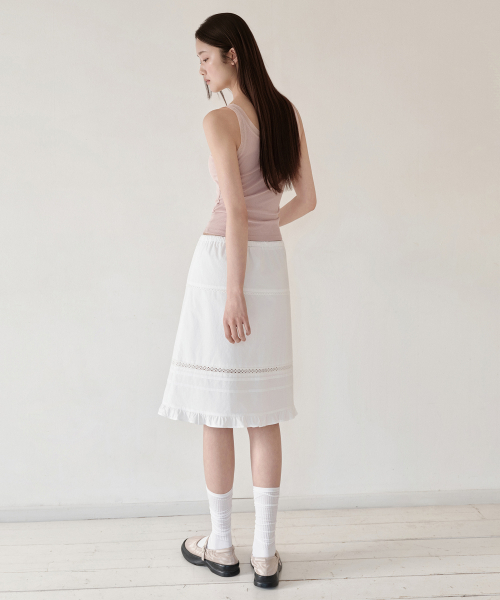 MUSINSA STANDARD WOMAN（ムシンサスタンダードウーマン）の「ウィメンズポプリンレーストリムニーレングススカート[ホワイト]（スカート・レディース・その他・X-SMALL/SMALL/MEDIUM/LARGE）」の4枚目の写真