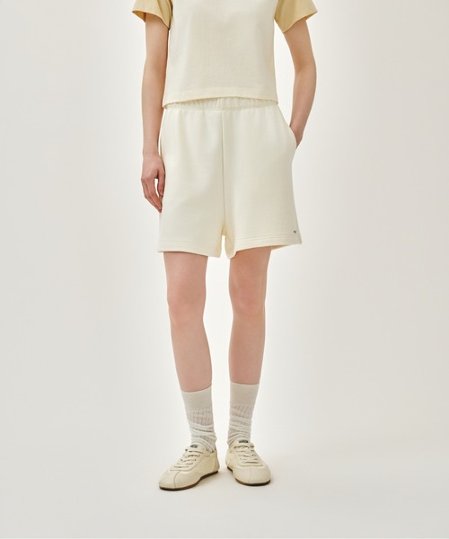 MARITHE + FRANCOIS GIRBAUD（マリテフランソワジルボー）の「W REGULAR LOGO SWEAT SHORTS（スウェットパンツ・レディース・アイボリー/ヘザーグレー/スカイブルー系・SMALL/MEDIUM）」の2枚目の写真
