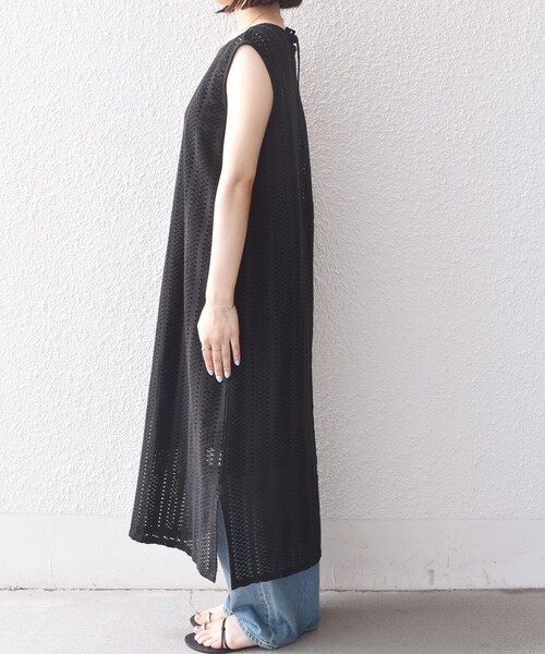 SHIPS Colors(シップス カラーズ)の「SHIPS Colors:〈手洗い可能〉クロシェ ストライプ レース ワンピース(ワンピース・レディース・ブラック/ベージュ・ONE SIZE)」の10枚目の写真