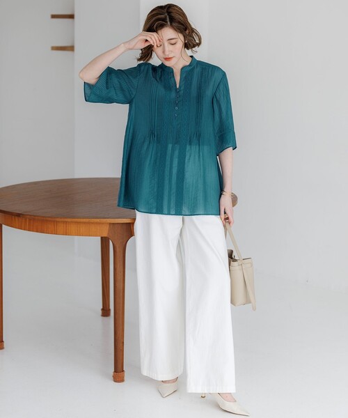 23区（ニジュウサンク）の「【WEB&一部店舗限定】はしごレース シアー トップス（シャツ/ブラウス・レディース・アイボリー系/パイングリーン系/ダルブルー系/ブラック系/ダークブラウン系・38）」の15枚目の写真