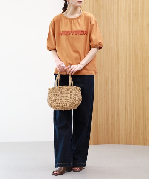 EGLANTINE(エグランティーヌ)の「EGLANTINE リネンミックス 立体ロゴギャザーカットソー 半袖(Tシャツ/カットソー・レディース・ブラウン/オレンジ/アイボリー・38)」の7枚目の写真