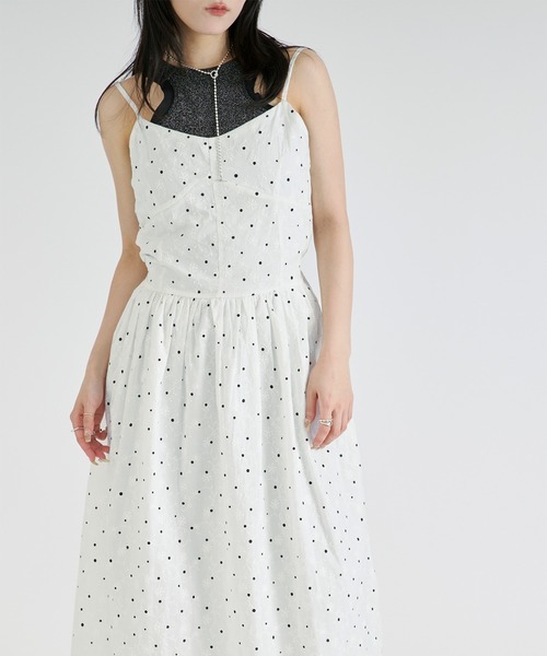 Ezick(エジック)の「Assorted cotton lace camisole dress/アソートコットンレースキャミワンピース(ワンピース・レディース・ホワイト/オフホワイト・FREE)」の2枚目の写真