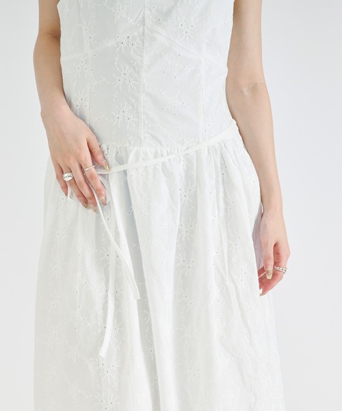 Ezick(エジック)の「Assorted cotton lace camisole dress/アソートコットンレースキャミワンピース(ワンピース・レディース・ホワイト/オフホワイト・FREE)」の4枚目の写真
