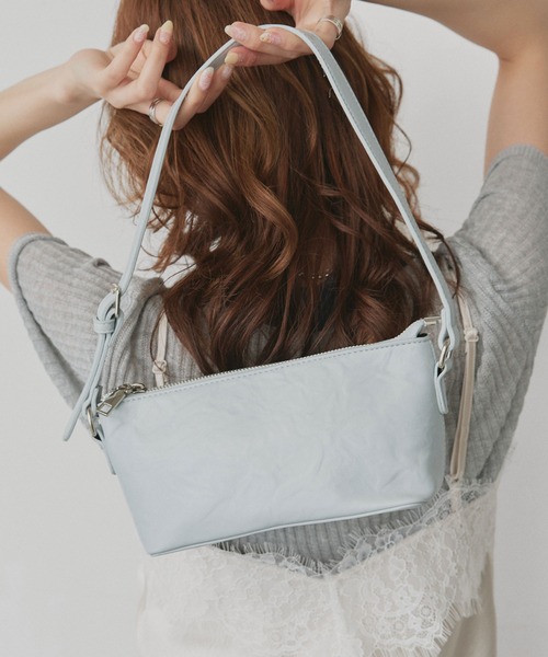 ad thie(アドティエ)の「パステルカラー 2way ショルダーバッグ(ショルダーバッグ・レディース・ピンク/ブラック/ライトブルー/アイボリー・FREE)」の4枚目の写真