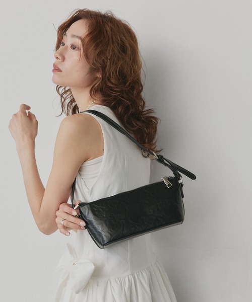 ad thie(アドティエ)の「パステルカラー 2way ショルダーバッグ(ショルダーバッグ・レディース・ピンク/ブラック/ライトブルー/アイボリー・FREE)」の5枚目の写真