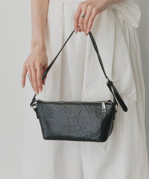 ad thie(アドティエ)の「パステルカラー 2way ショルダーバッグ(ショルダーバッグ・レディース・ピンク/ブラック/ライトブルー/アイボリー・FREE)」の8枚目の写真