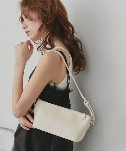 ad thie(アドティエ)の「パステルカラー 2way ショルダーバッグ(ショルダーバッグ・レディース・ピンク/ブラック/ライトブルー/アイボリー・FREE)」の10枚目の写真