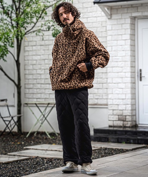 CAMBIO(カンビオ)の「mp15181-Wave Quilted Wide Straight Pants キルティングワイドストレートパンツ(A73526cmb)(その他パンツ・メンズ・ベージュ/ブラック・M/S/L)」の14枚目の写真