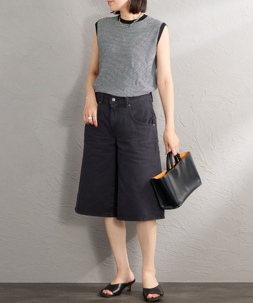Levi's（リーバイス）の「[LEVI’S/リーバイス] SUPER BAGGY JORT スーパーバギーショートジーンズ（デニムパンツ・レディース・ライトインディゴブルー/ブラック・26/25/27）」の9枚目の写真