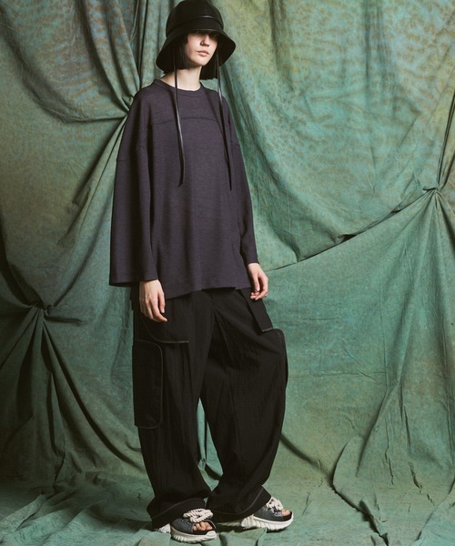 MAISON SPECIAL(メゾンスペシャル)の「《UNISEX》Dry Waffle Prime-Over Football T-shirt/ドライワッフルプライムオーバーフットボールTシャツ【MAISON SPECIAL/メゾンスペシャル】(Tシャツ/カットソー・メンズ・ブラック/チャコールグレー/ライトグレー・0/2/1)」の11枚目の写真