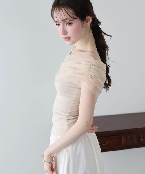 BLUEEAST(ブルーイースト)の「チュールオフショルTシャツ(Tシャツ/カットソー・レディース・ホワイト/ブラック/ベージュ・MEDIUM)」の13枚目の写真