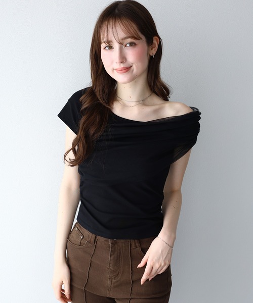BLUEEAST(ブルーイースト)の「チュールオフショルTシャツ(Tシャツ/カットソー・レディース・ホワイト/ブラック/ベージュ・MEDIUM)」の16枚目の写真