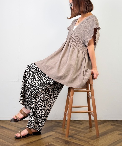 MAISON SELECT(メゾンセレクト)の「6D1 レオパード柄 プリーツワイドパンツ(その他パンツ・レディース・ホワイト×ブラック/ブラック×ホワイト・M/L)」の21枚目の写真