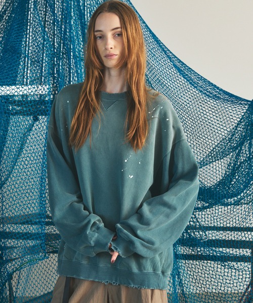 MAISON SPECIAL（メゾンスペシャル）の「《UNISEX》Destroy Damage Prime-Over Crewneck sweatshirt/デストロイダメージプライムオーバークルーネックスウェット【MAISON SPECIAL/メゾンスペシャル】■セットアップ対応■（スウェット・メンズ・ブラック/グリーン/グレー/レッド・0/2/1）」の4枚目の写真