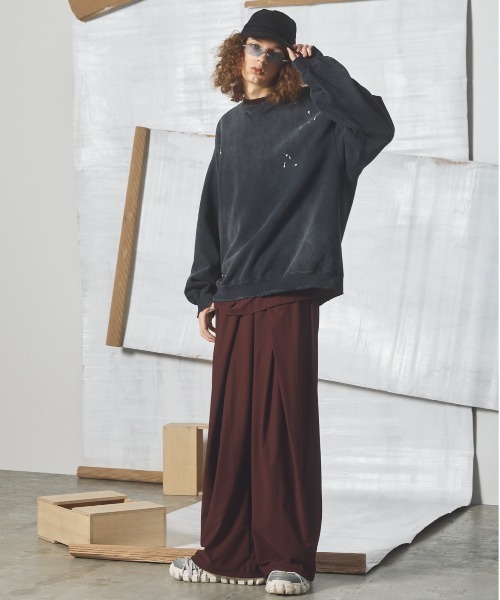 MAISON SPECIAL（メゾンスペシャル）の「《UNISEX》Destroy Damage Prime-Over Crewneck sweatshirt/デストロイダメージプライムオーバークルーネックスウェット【MAISON SPECIAL/メゾンスペシャル】■セットアップ対応■（スウェット・メンズ・ブラック/グリーン/グレー/レッド・0/2/1）」の5枚目の写真