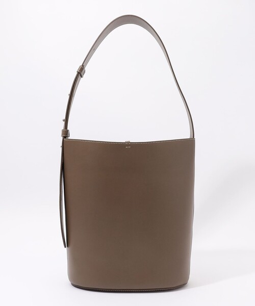 TOMORROWLAND (トゥモローランド)の「LIE STUDIO THE NORMA TOTE バッグ(トートバッグ・レディース・ブラウン・FREE)」の4枚目の写真
