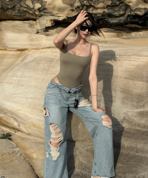 PROJECT WAVE(プロジェクトウェーブ)の「VINTAGE WIDE PANTS-DENIM(デニムパンツ・レディース・ブルー・MEDIUM/LARGE/SMALL)」の7枚目の写真