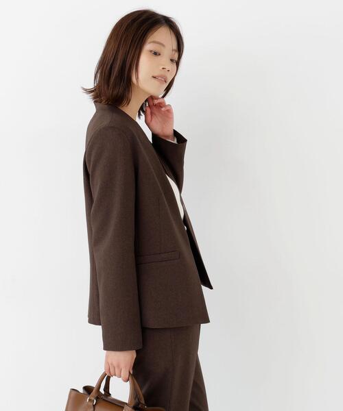 NATURAL BEAUTY BASIC(ナチュラルビューティーベーシック)の「【マシンウォッシャブル】ウーステッドライク SETUPノーカラージャケット(ノーカラージャケット・レディース・チャコールグレー/ベージュ/ダークブラウン・SMALL/MEDIUM/LARGE)」の9枚目の写真