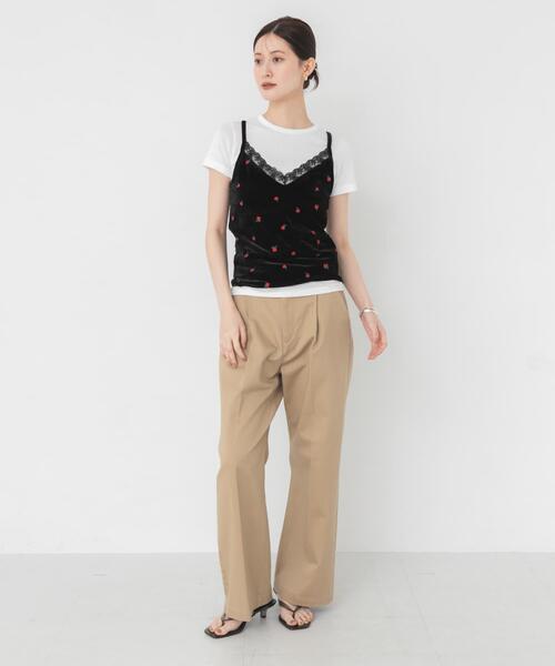 URBAN RESEARCH（アーバンリサーチ）の「『3サイズ展開』コットンサテンストレートパンツ（その他パンツ・レディース・ベージュ/カーキ・38/40/36）」の5枚目の写真