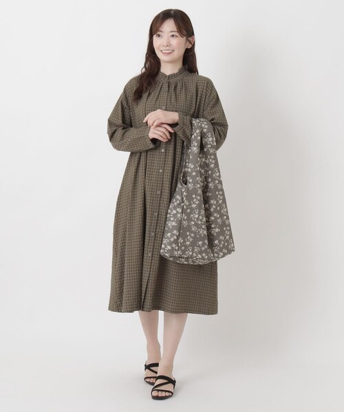 one'sterrace(ワンズテラス)の「FH マルシェバッグ エレガントフラワー(エコバッグ/サブバッグ・レディース・グレー系4・99)」の10枚目の写真