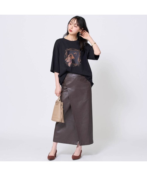 Disney(ディズニー)の「ユニセックス ディズニー ヴィランズ バディTシャツ(選べるキャラクター)(Tシャツ/カットソー・レディース・その他6/その他8/その他4/その他5/その他9/その他7/その他3/その他2/その他1/その他10・L~LL/S-M)」の17枚目の写真