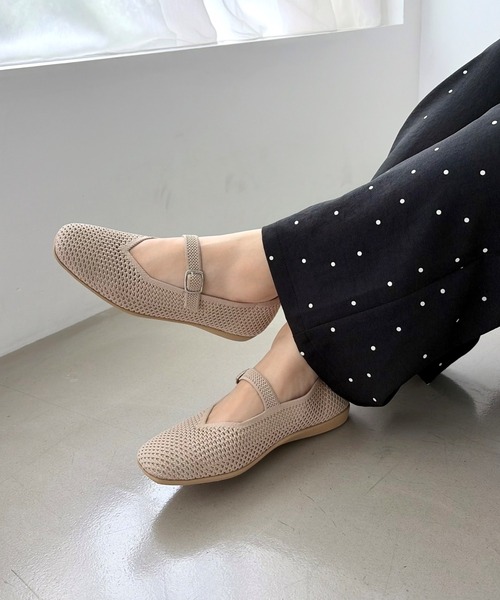 ORiental TRaffic(オリエンタルトラフィック)の「【跳べるパンプス】ニット メリー ジェーン パンプス /R-3224(パンプス・レディース・ベージュ/ブラック/ブラウン/レッド・40/35/37/38/39/34/36/42/41)」の3枚目の写真