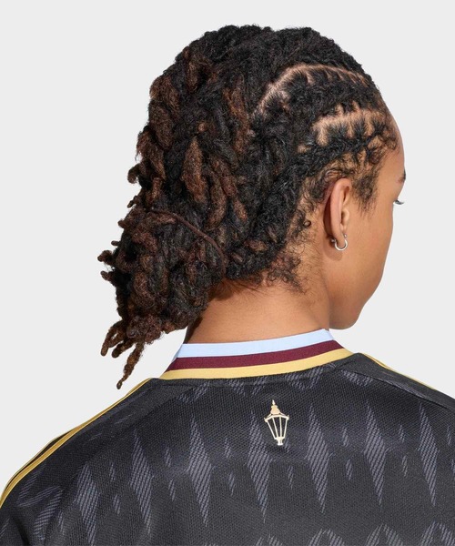 adidas(アディダス)の「アストン・ヴィラ 26/27 アウェイ レプリカ ユニフォーム / アディダス adidas(Tシャツ/カットソー・メンズ・ブラック・XX-LARGE/X-LARGE/SMALL/MEDIUM/LARGE/XXX-LARGE)」の4枚目の写真