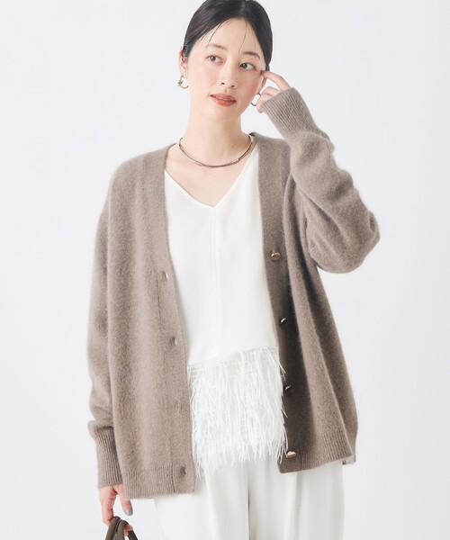 NOLLEY’S（ノーリーズ）の「ヘアリー長めVネックカーディガン（カーディガン/ボレロ・レディース・ブラック/ベージュ/ブラウン/ミント・38）」の3枚目の写真