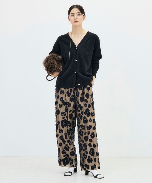 NOLLEY’S（ノーリーズ）の「ヘアリー長めVネックカーディガン（カーディガン/ボレロ・レディース・ブラック/ベージュ/ブラウン/ミント・38）」の22枚目の写真