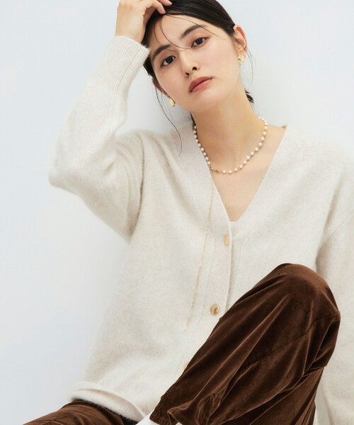 NOLLEY’S（ノーリーズ）の「ヘアリー長めVネックカーディガン（カーディガン/ボレロ・レディース・ブラック/ベージュ/ブラウン/ミント・38）」の8枚目の写真
