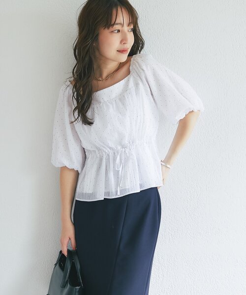 La boutique BonBon(ラブティックボンボン)の「ドットバルーンスリーブブラウス(シャツ/ブラウス・レディース・ライトグレー/オフホワイト・FREE)」の9枚目の写真