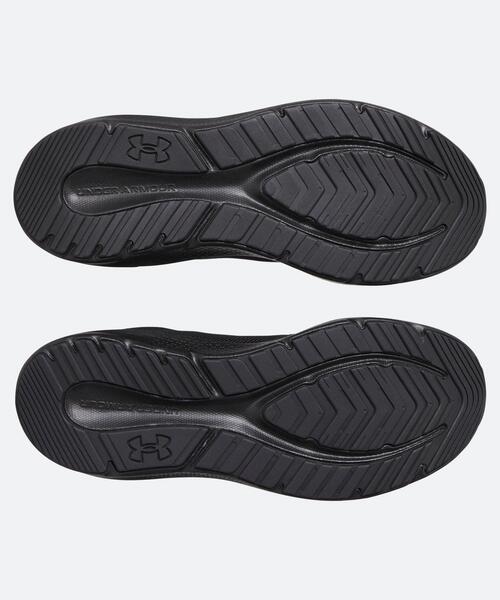 UNDER ARMOUR(アンダーアーマー)の「UAチャージド パスート4(ランニング/メンズ)(スニーカー・メンズ・ブラック系その他・25.5cm/27.5cm/28.0cm/29.0cm/26.5cm/27.0cm/28.5cm/25.0cm/26.0cm/30.0cm)」の5枚目の写真