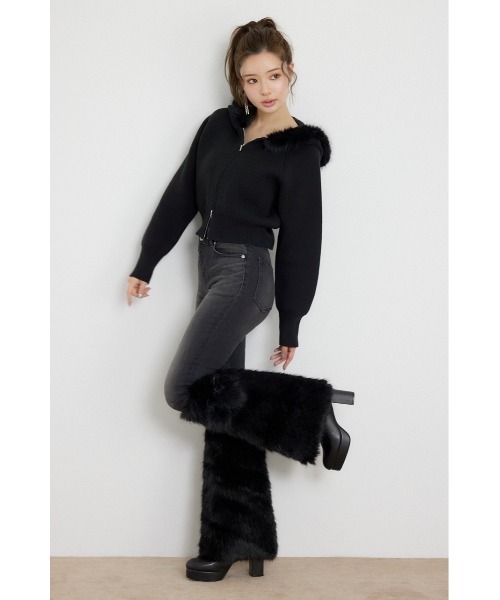 rienda(リエンダ)の「フェイクファーフーディニットカーディガントップス 秋服 冬服(ニット/セーター・レディース・ブラック/ホワイト/ブルー・FREE)」の17枚目の写真
