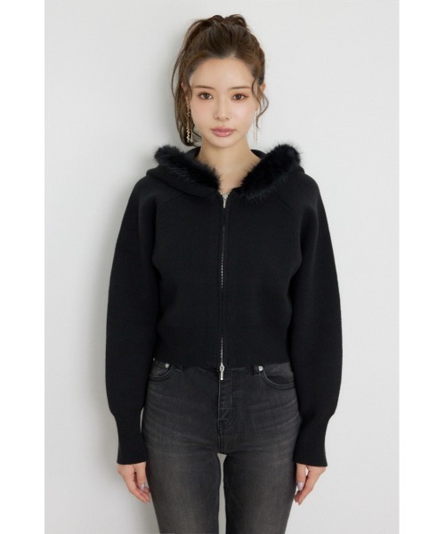 rienda(リエンダ)の「フェイクファーフーディニットカーディガントップス 秋服 冬服(ニット/セーター・レディース・ブラック/ホワイト/ブルー・FREE)」の22枚目の写真