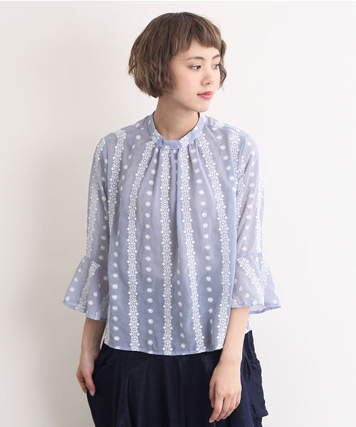 merlot plus（メルロープリュス）の「ライン刺繍シースルーブラウス2236（シャツ/ブラウス・レディース・ホワイト/ブラック/ライトブルー/イエロー・FREE）」の3枚目の写真