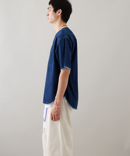 STUDIOUS(ステュディオス)の「STUDIOUS デニムプルオーバーシャツ(シャツ/ブラウス・メンズ・ブルー/サックスブルー・1/3/2)」の11枚目の写真